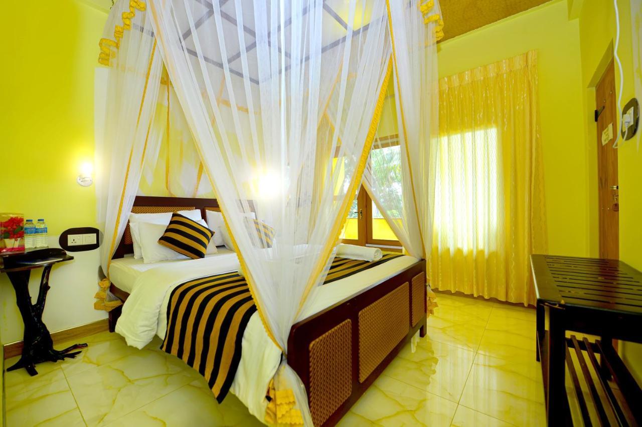 Bed and Breakfast Royal Mount Ella Esterno foto