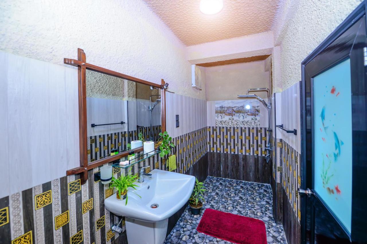 Bed and Breakfast Royal Mount Ella Esterno foto