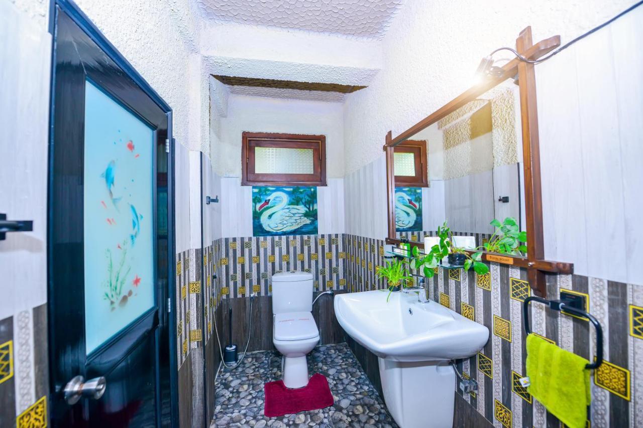 Bed and Breakfast Royal Mount Ella Esterno foto